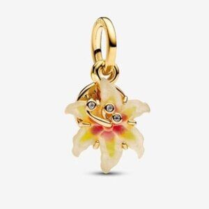 ✅Pandora Disney Tangled Sundrop Flower Glow-in-the-dark Charm